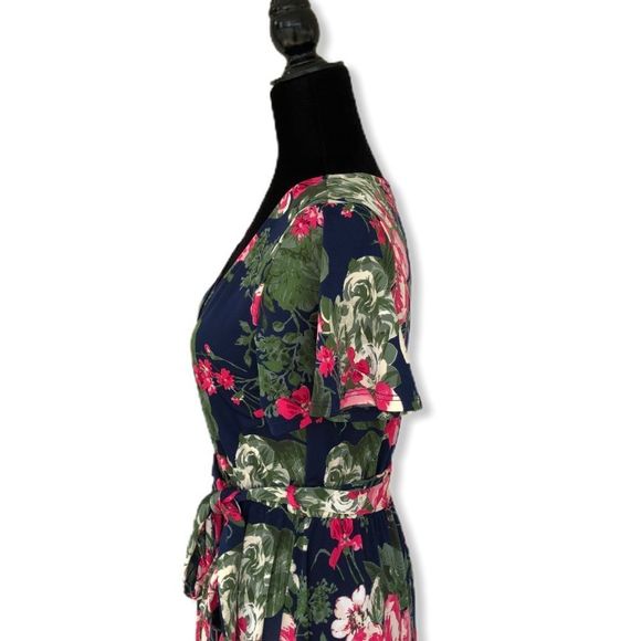 Kiki LaRue Dealmaker Dress in Navy/Fuchsia Floral NWT size Small - Picture 7 of 13